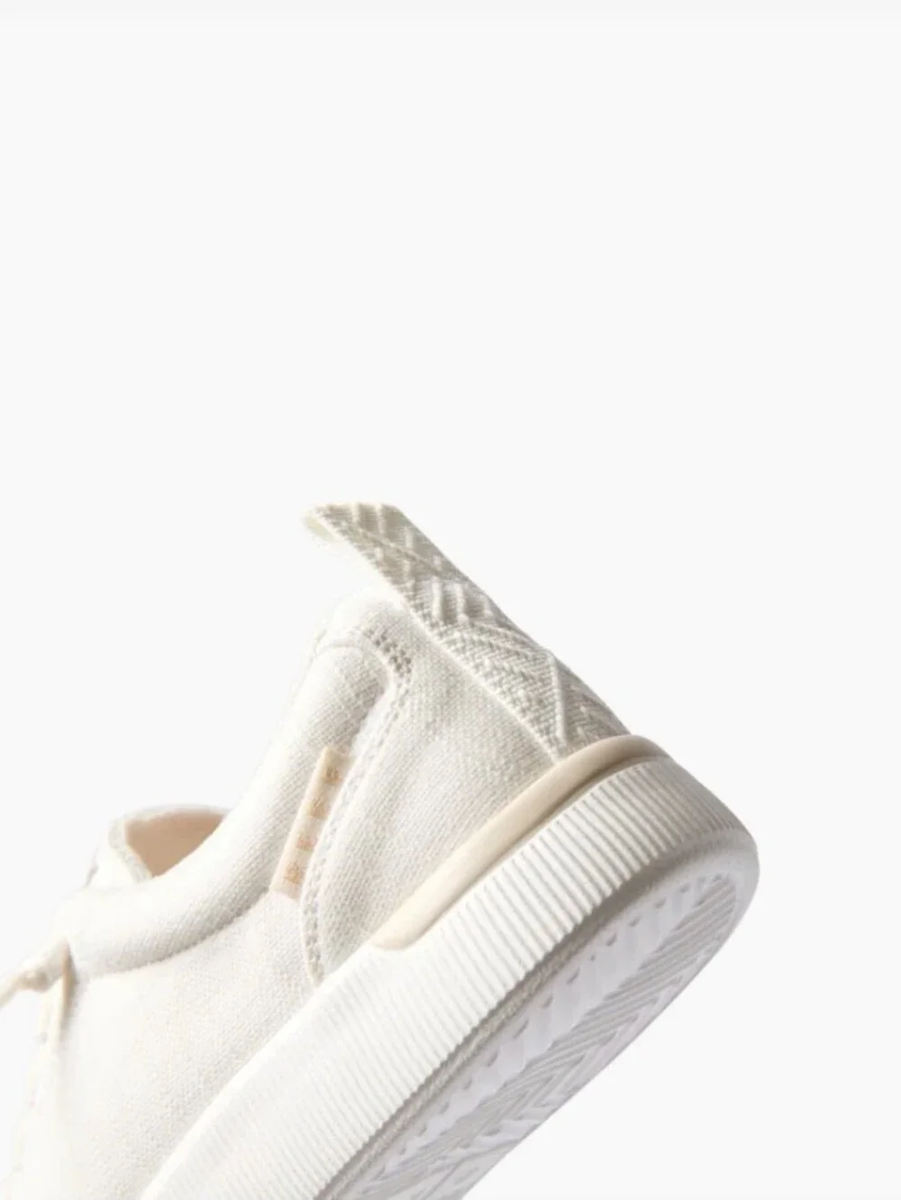 Reef Neptune Alana Cushioned Sneakers- White